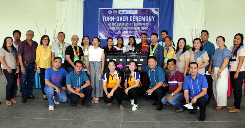 Home Credit donates 100 computers to 14 Capiz high schools