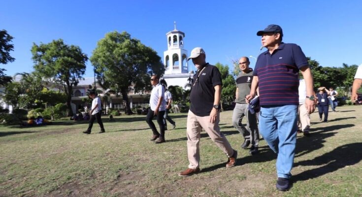 Mayor Jerry Treñas inspects public plazas in La Paz, Jaro, Molo, and Mandurriao to enhance them into enjoyable spaces for Ilonggos, as they undergo successful revitalization to become functional public areas.