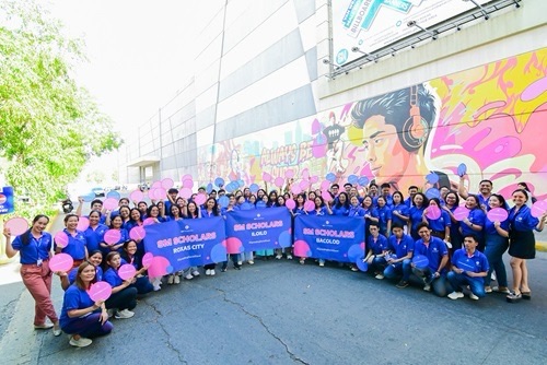 At the Iloilo leg of the general assembly, SM scholars from Iloilo, BAcolod and Roxas City forge strong connections with one another, fostering a lasting sense of community.