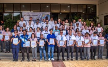 A total of 38 employees and three departments of the Iloilo City Government have been recognized for their remarkable dedication and commitment to public service.