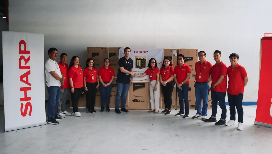 Turnover of the washing machine donation to Pasig City DRRMO, with Mayor Vico Sotto