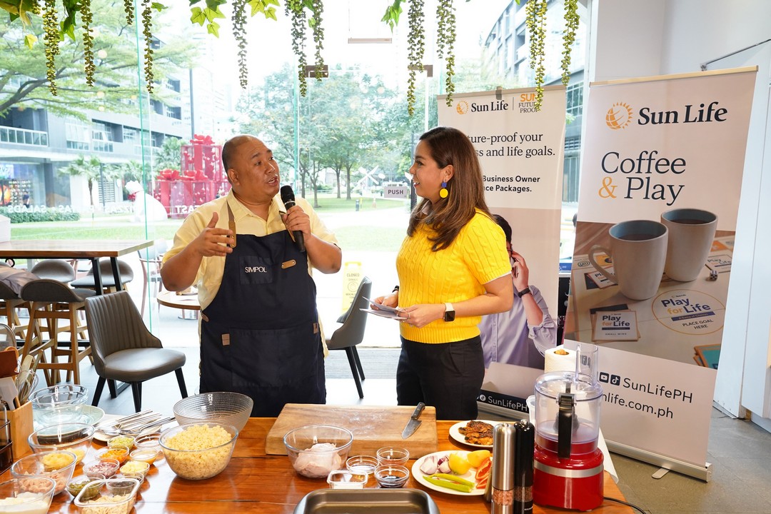 Chef Tatung sharing his expertise during the cooking demo at Coffee and Play